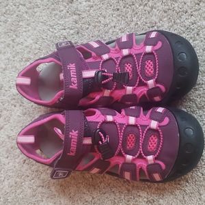 Kamik Sandals Size 4 Youth NWOT